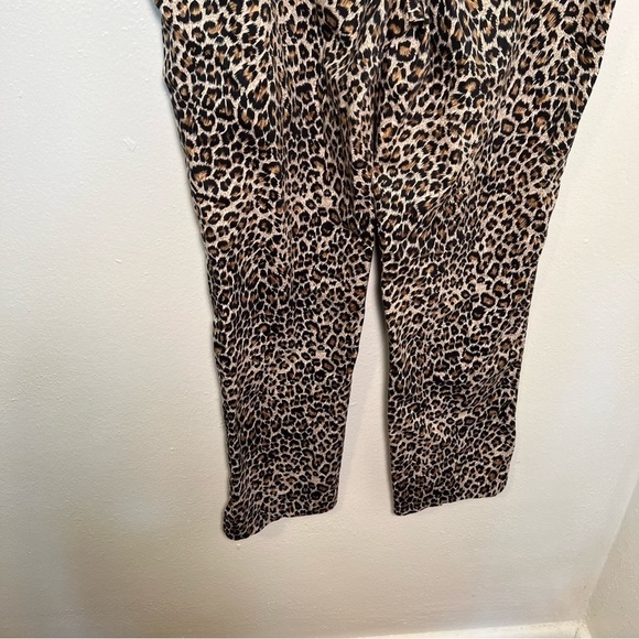 Adrienne Vittadini Collection Animal Print Ankle Pant - Picture 9 of 10